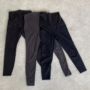 Maternity activewear yoga pants